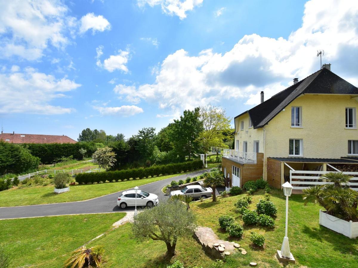 Superb Holiday Home Near The Beach Quinéville 客房 照片