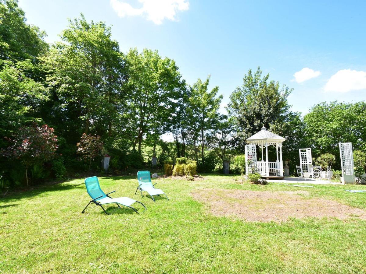 Superb Holiday Home Near The Beach Quinéville 外观 照片