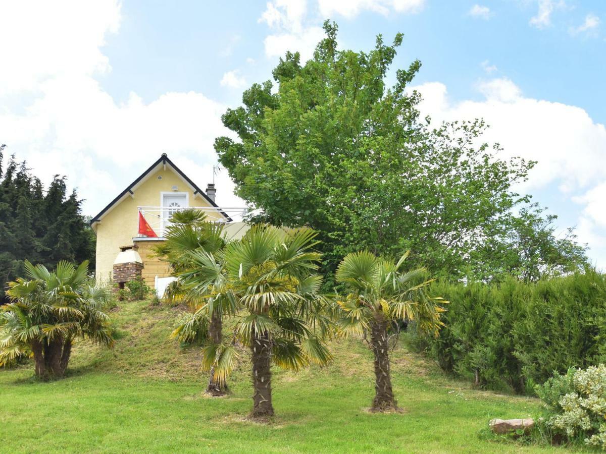 Superb Holiday Home Near The Beach Quinéville 外观 照片